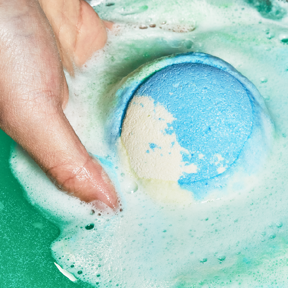 Only One Earth Bath Bomb Cor elle