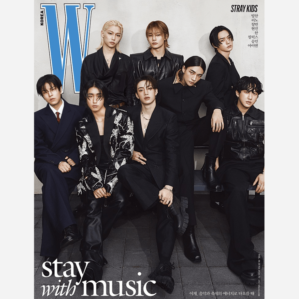 Stray Kids] W Korea Volume 6 2024.06 A-Type (Stray Kids Group
